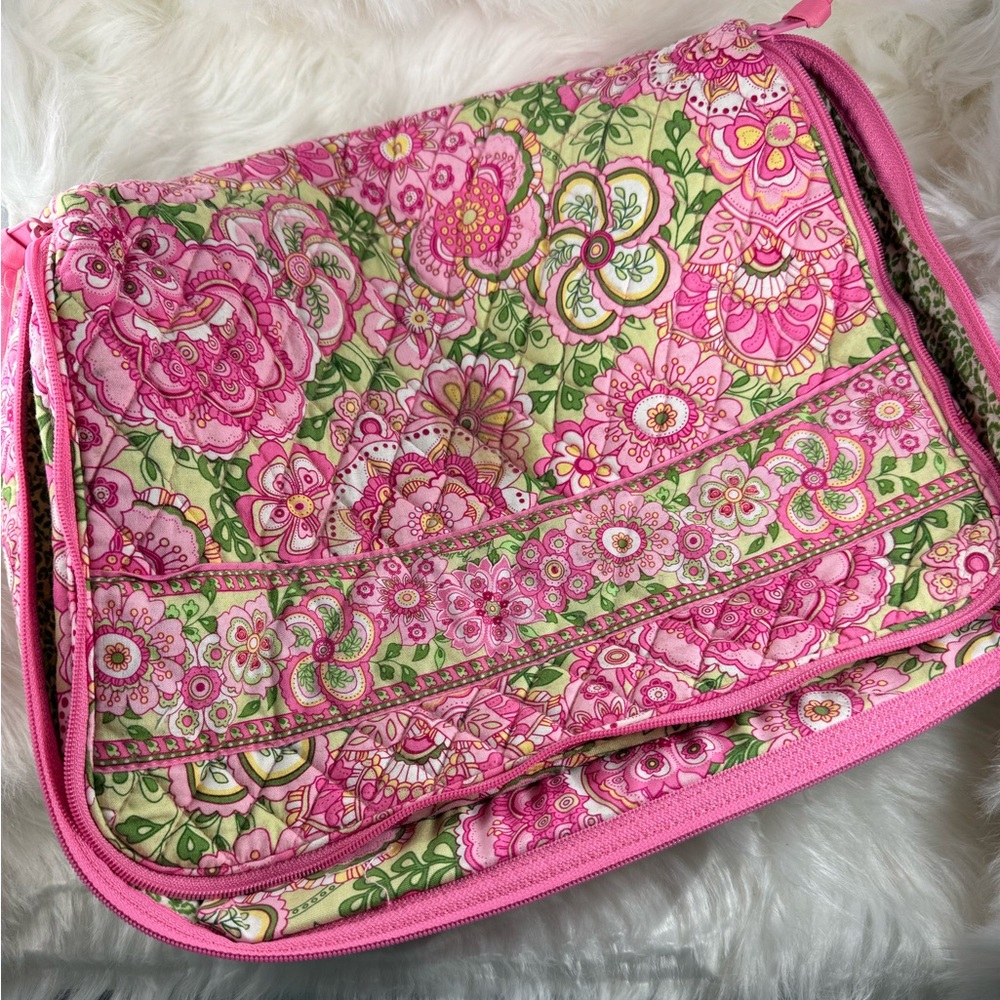 Vers bradley petal pink document/travel case